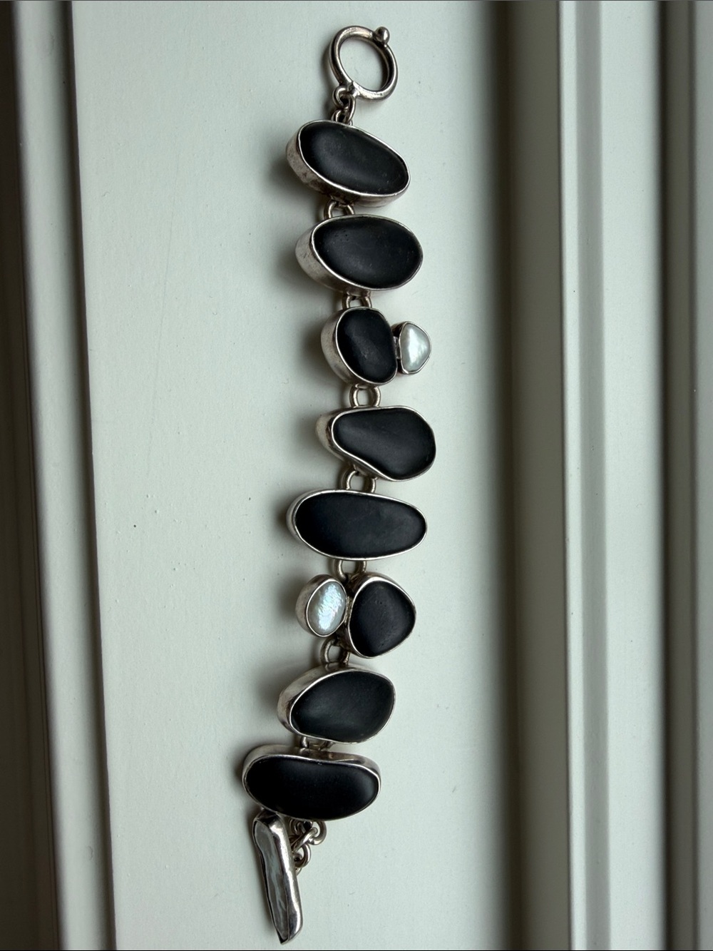 Sterling Silver Black onyx Link Bracelet with Pearl Accents.